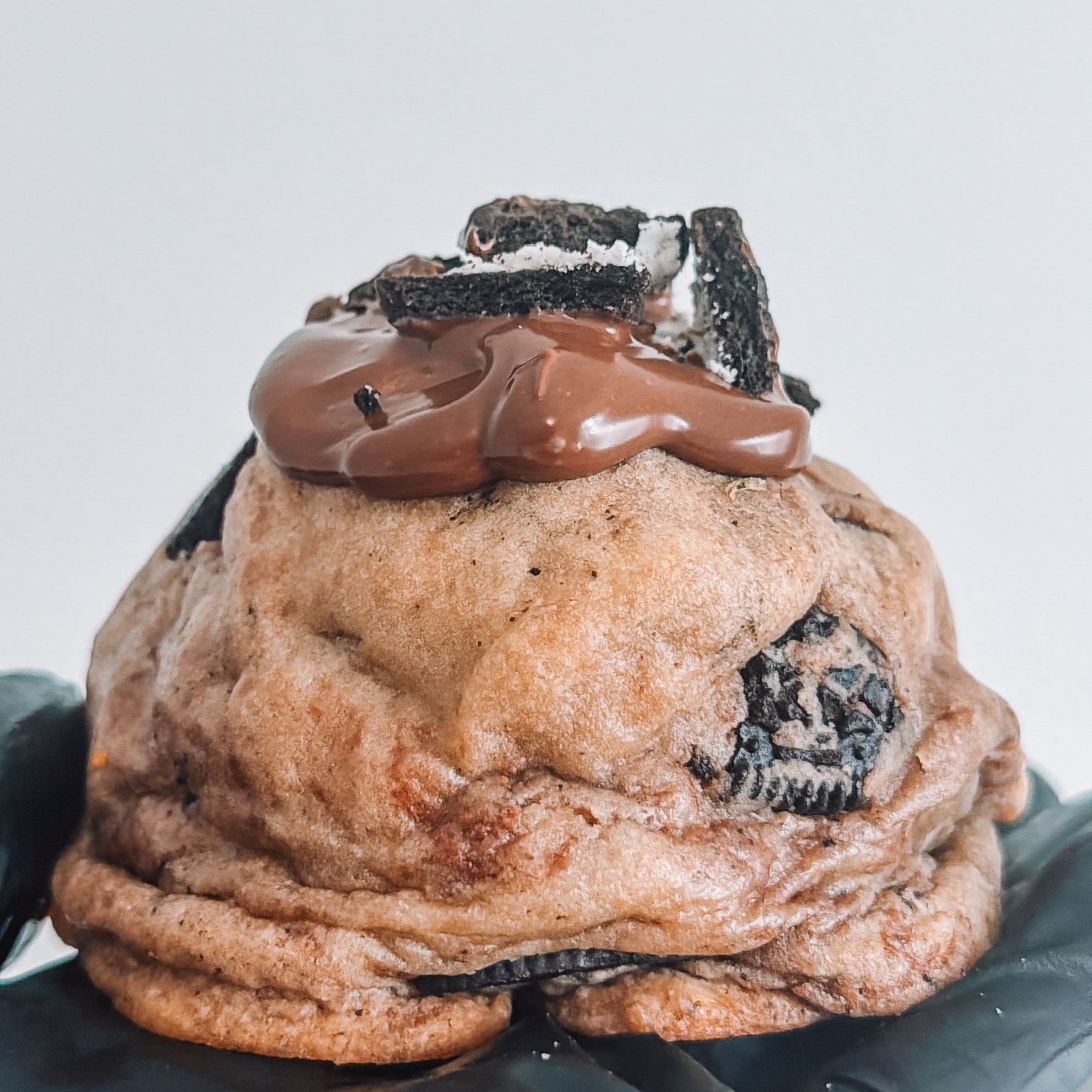 Oreo Cake Stuffed Oreo Nutella Cookie